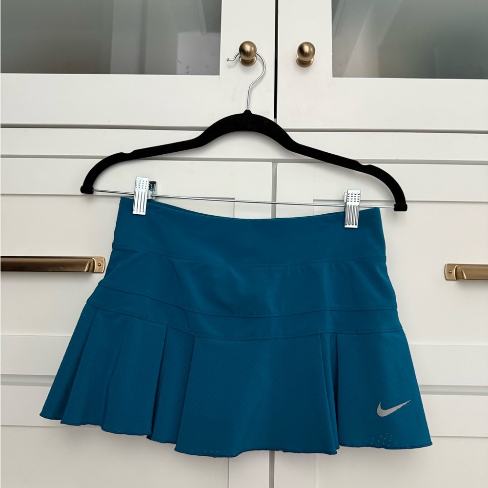 Nike tennis skirt